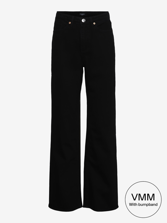 Weiter Beinschnitt Jeans